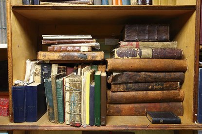 Покупка старых книг в букинистическом интернет-магазине